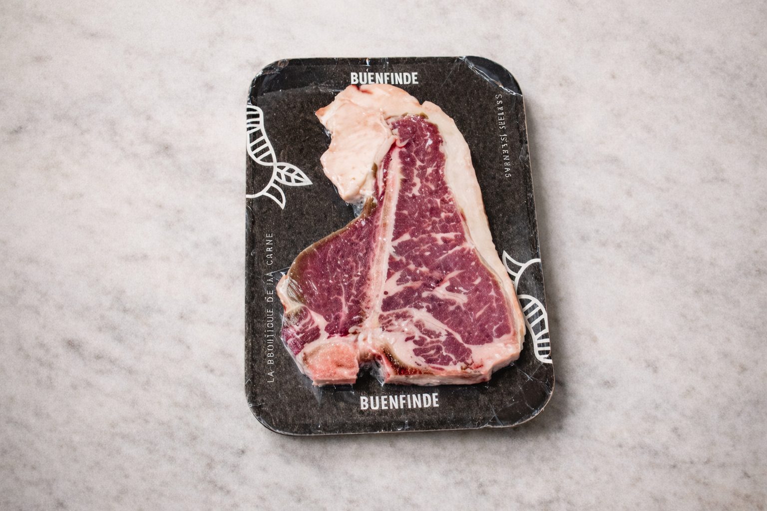 ChatGPT Image 12 ene 2026, 21_25_29 T-bone novillo angus | BuenFinde Boutique